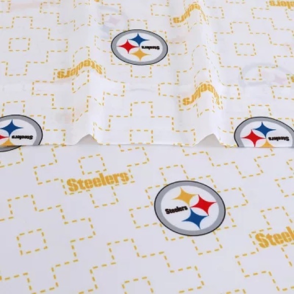 Pittsburgh Steelers NFL Bed-In-A-Bag Comforter and Sheet Set - Picture 8 of 8